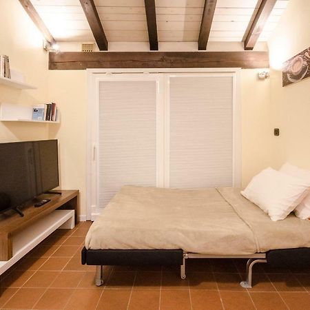 Ca' Di Leo, Private Terrace In Historical Center Apartment Bologna Exterior photo