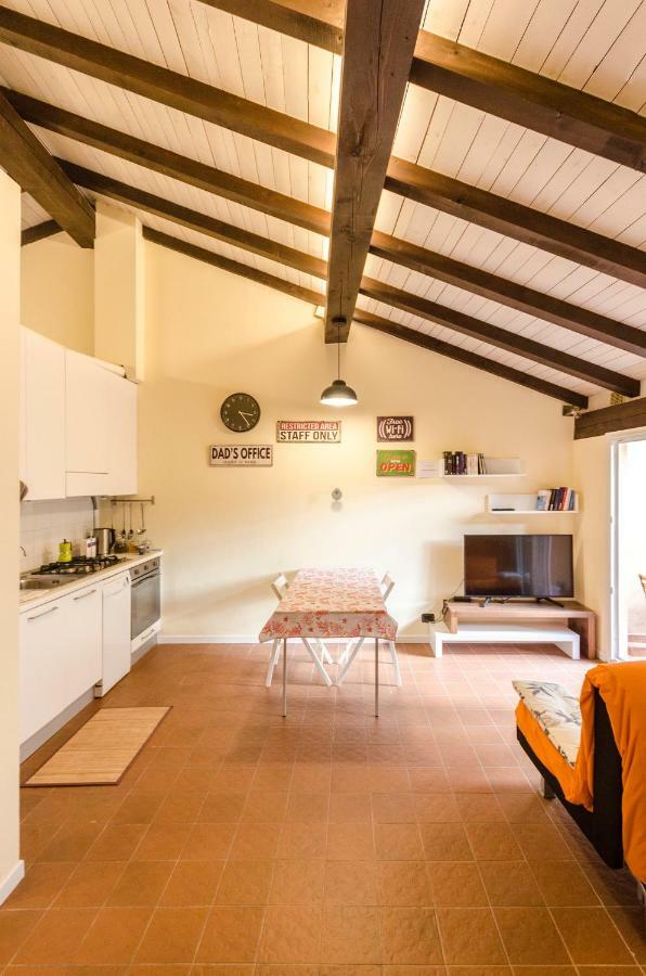 Ca' Di Leo, Private Terrace In Historical Center Apartment Bologna Exterior photo